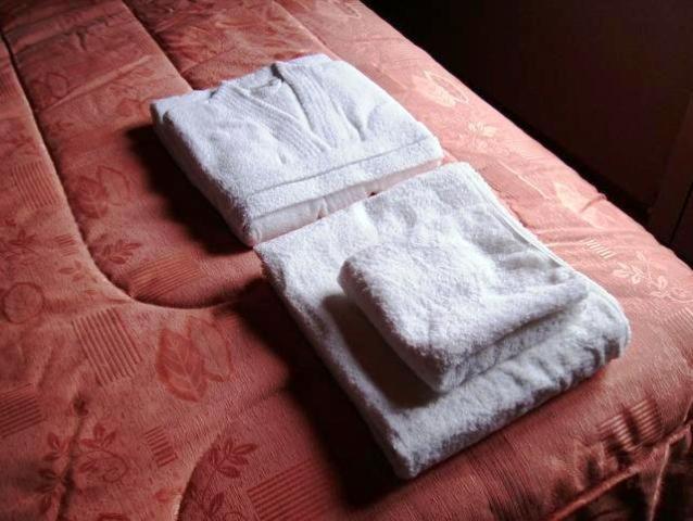 Apart Hotel Y Hosteria Del Sir Villa La Angostura Room photo
